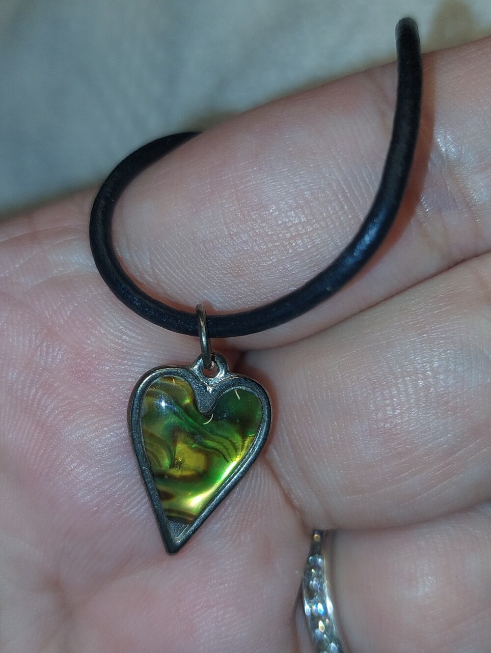 Vintage Green Heart Pendant Necklace - Vintage